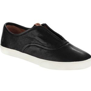 FRYE WOMENS Maya CVO Slip-On Shoe Black Leather Sz 6.5
